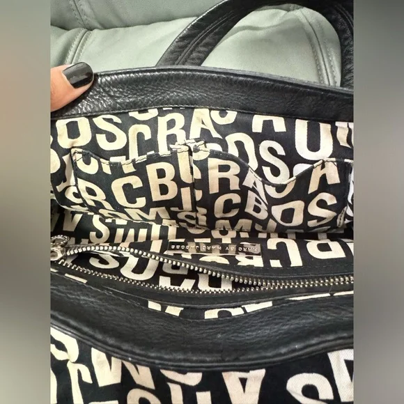 Marc Jacobs Black Satchel with Wallet - Picture 7 of 16